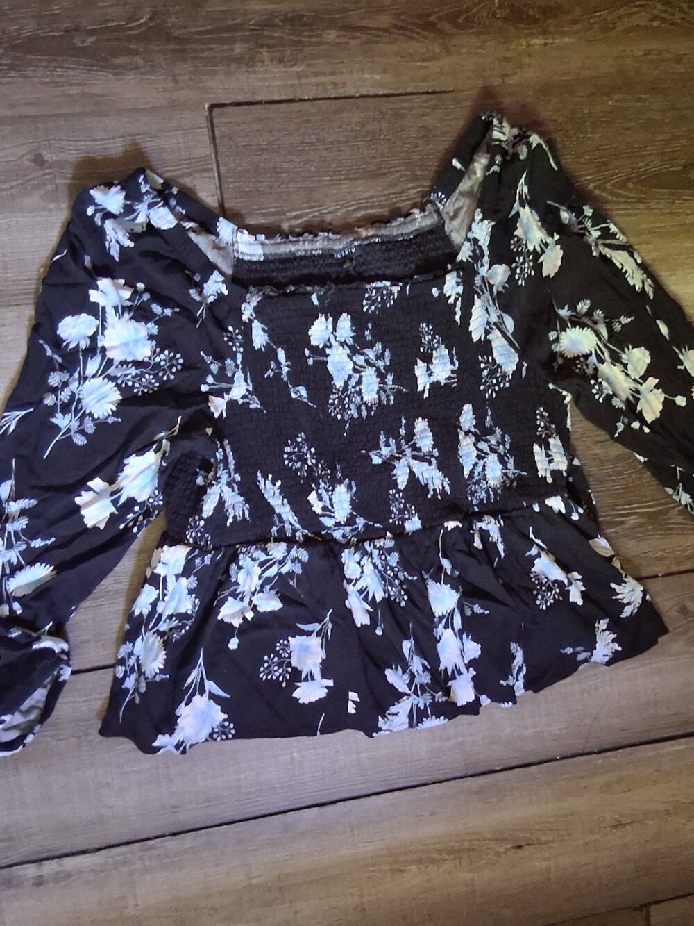 torrid 3 Black Top with Light Blue & White Floral Smocked Peplum